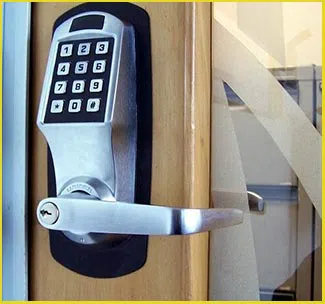 Coppell Locksmith Service Coppell, TX 972-512-0944 - 10-66-commercial-lock